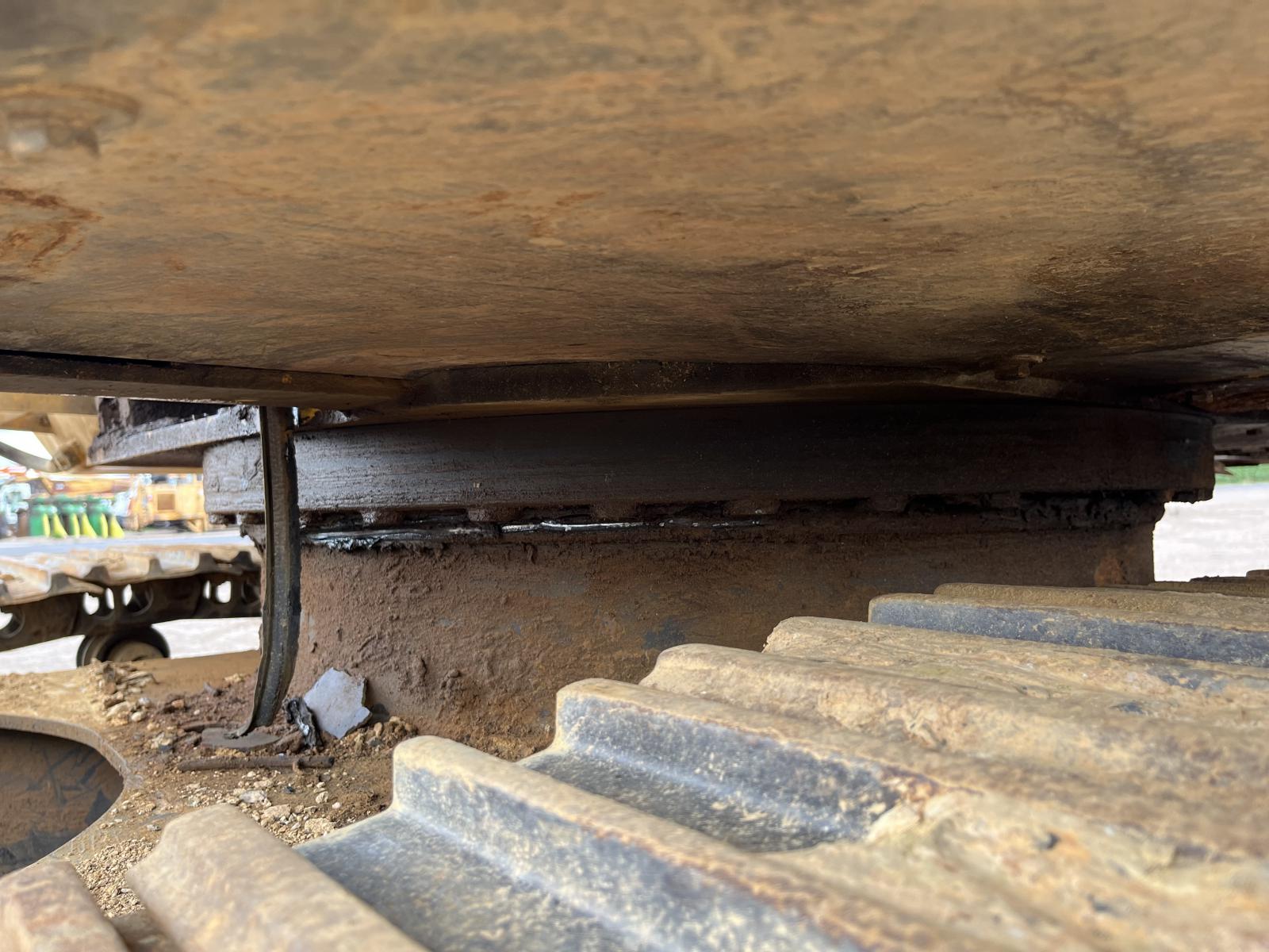 ./imagenes/INVOICE/2019/18268/JOHN DEERE 160 LC (17).JPG